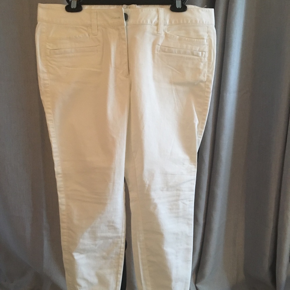 Off white Loft skinny pants